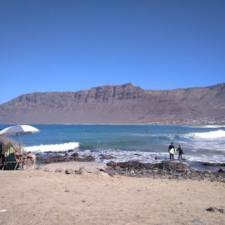 Famara Rooms エクステリア 写真
